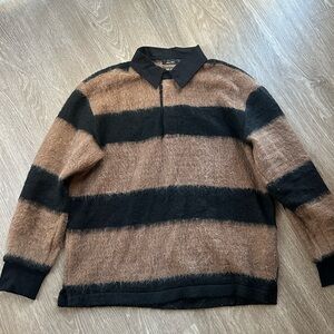 Todd Snyder Men's Black and Brown Striped Collared Sweater
